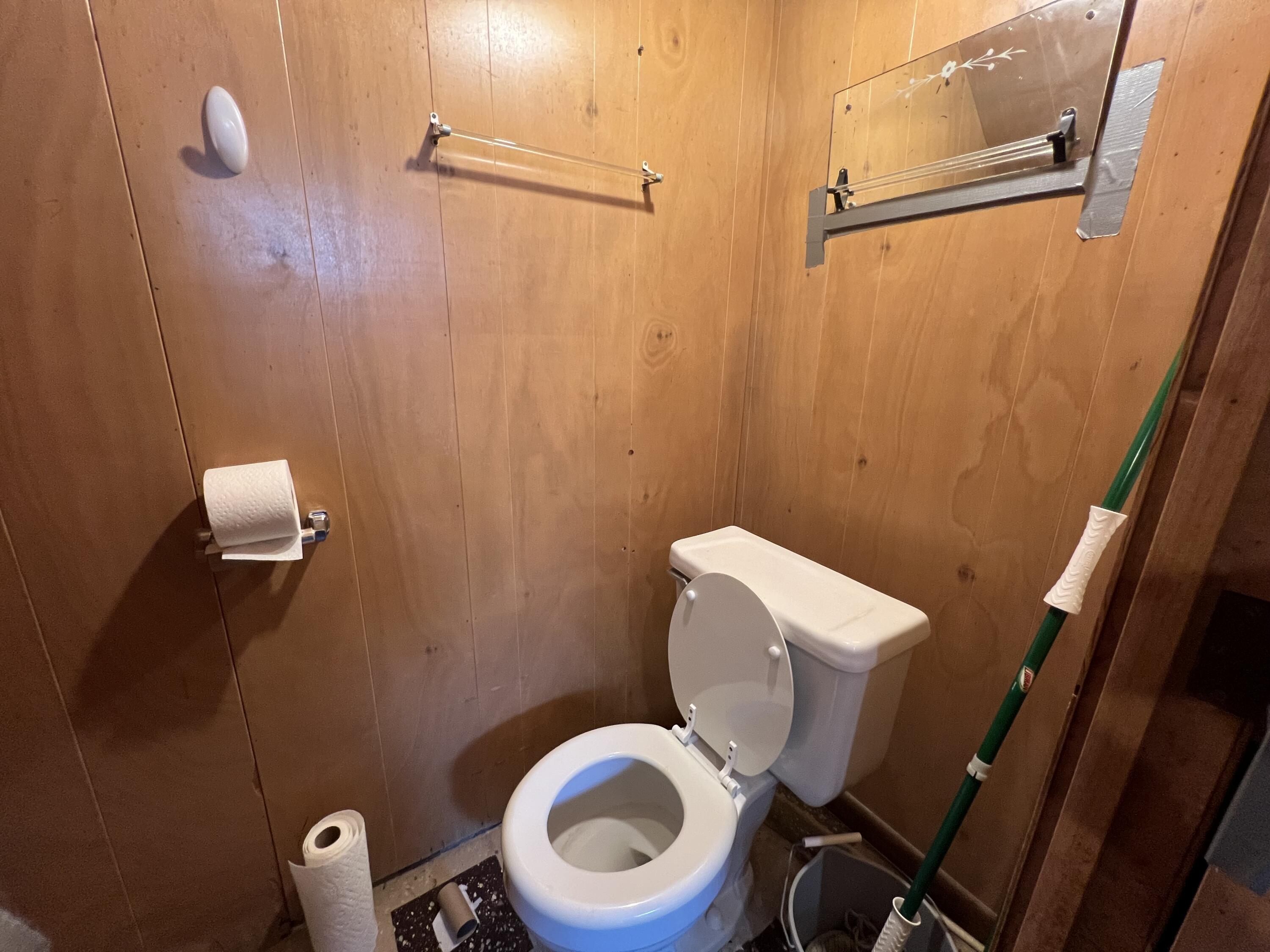 Council Bluffs, Iowa 51501, United States, 2 Bedrooms Bedrooms, ,2 BathroomsBathrooms,Residential,Active,221553