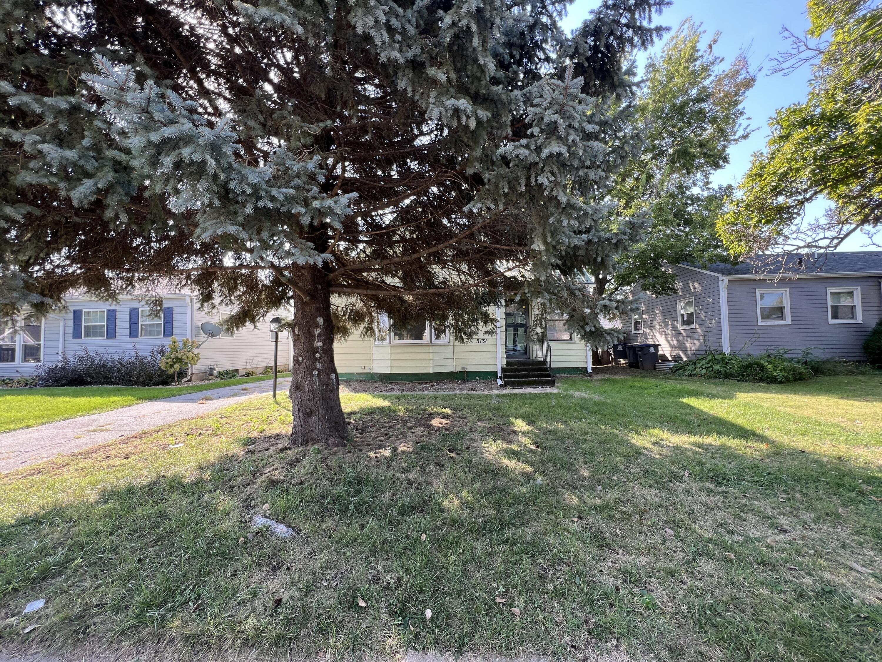 Council Bluffs, Iowa 51501, United States, 2 Bedrooms Bedrooms, ,2 BathroomsBathrooms,Residential,Active,221553