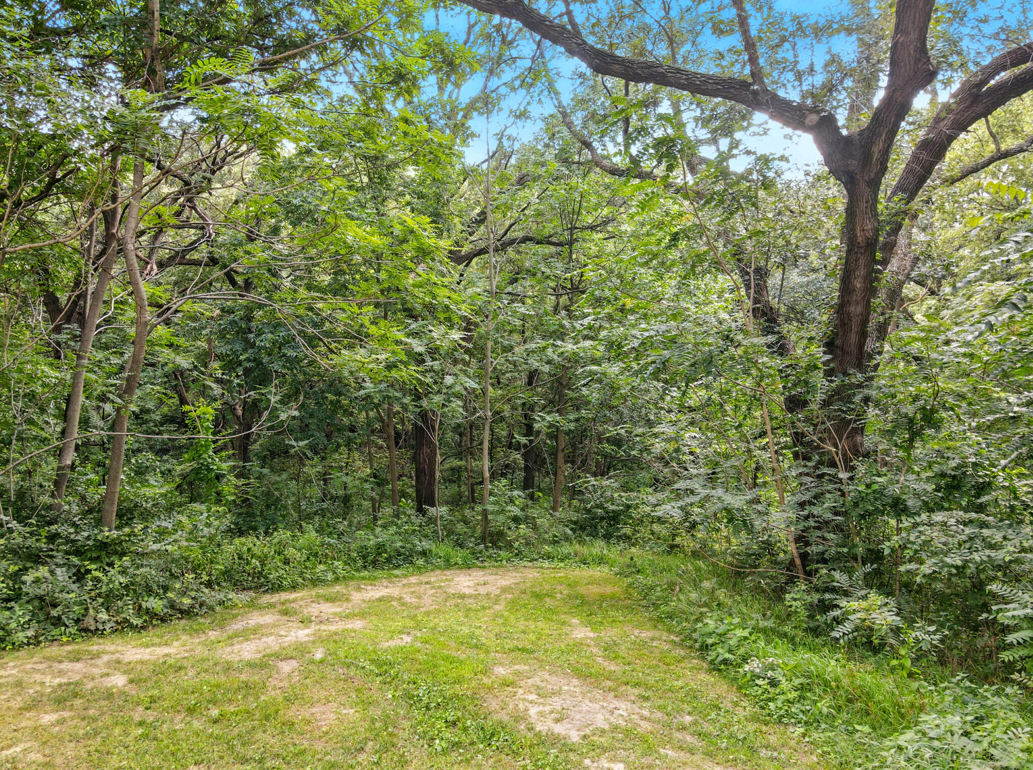 Council Bluffs, Iowa 51503, United States, 3 Bedrooms Bedrooms, ,3 BathroomsBathrooms,Residential,Pending,203248