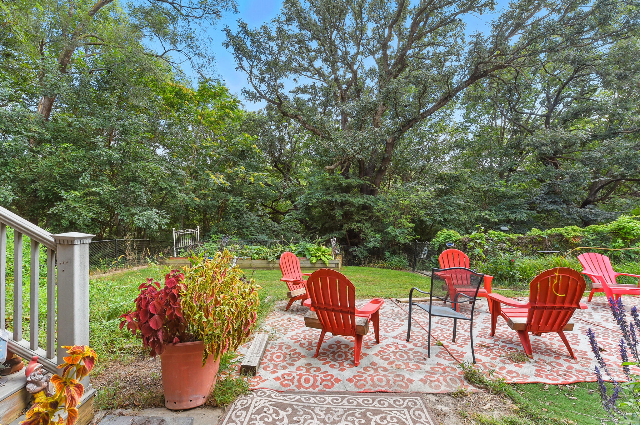 Council Bluffs, Iowa 51503, United States, 3 Bedrooms Bedrooms, ,3 BathroomsBathrooms,Residential,Pending,203248