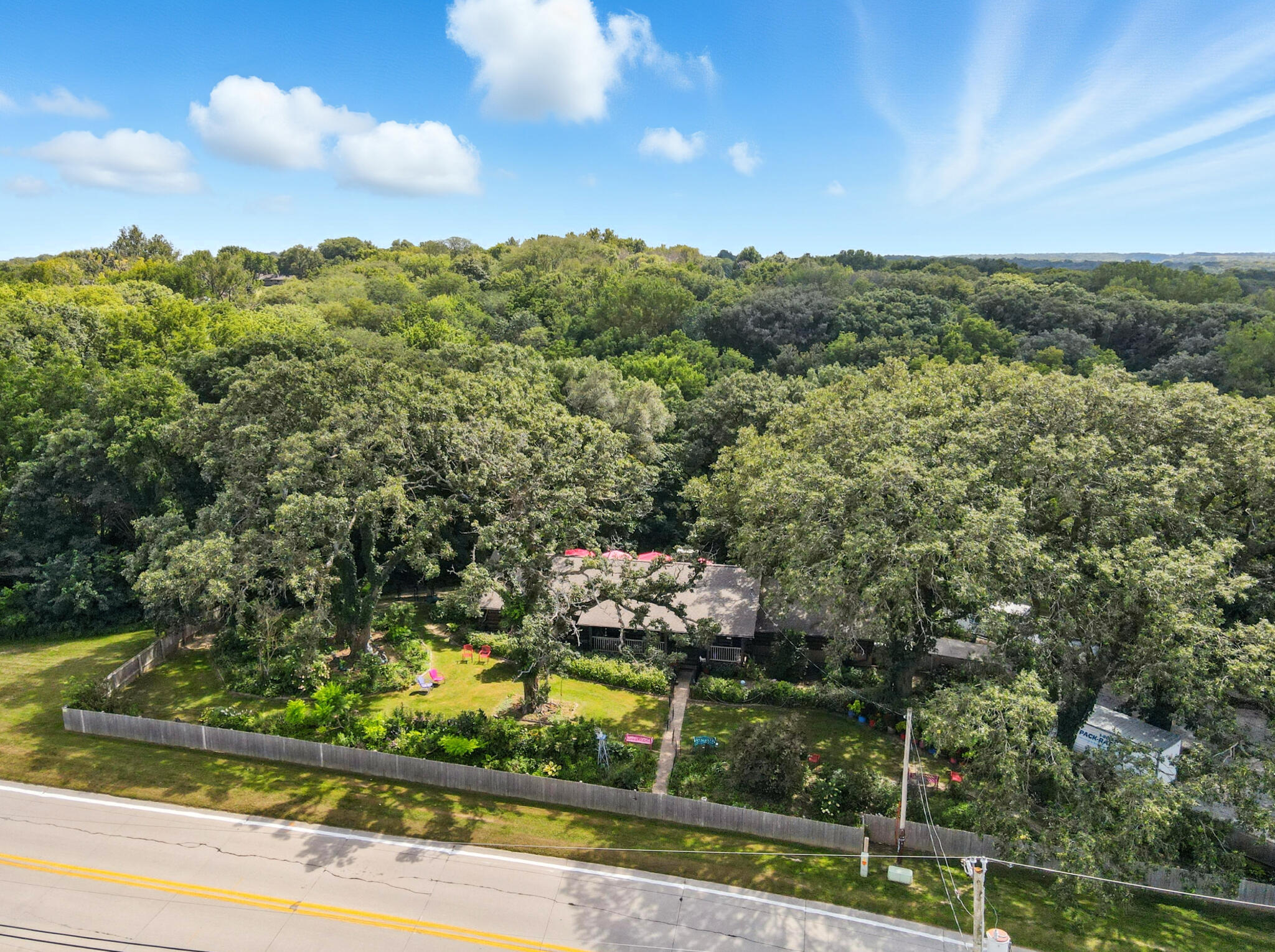 Council Bluffs, Iowa 51503, United States, 3 Bedrooms Bedrooms, ,3 BathroomsBathrooms,Residential,Pending,203248