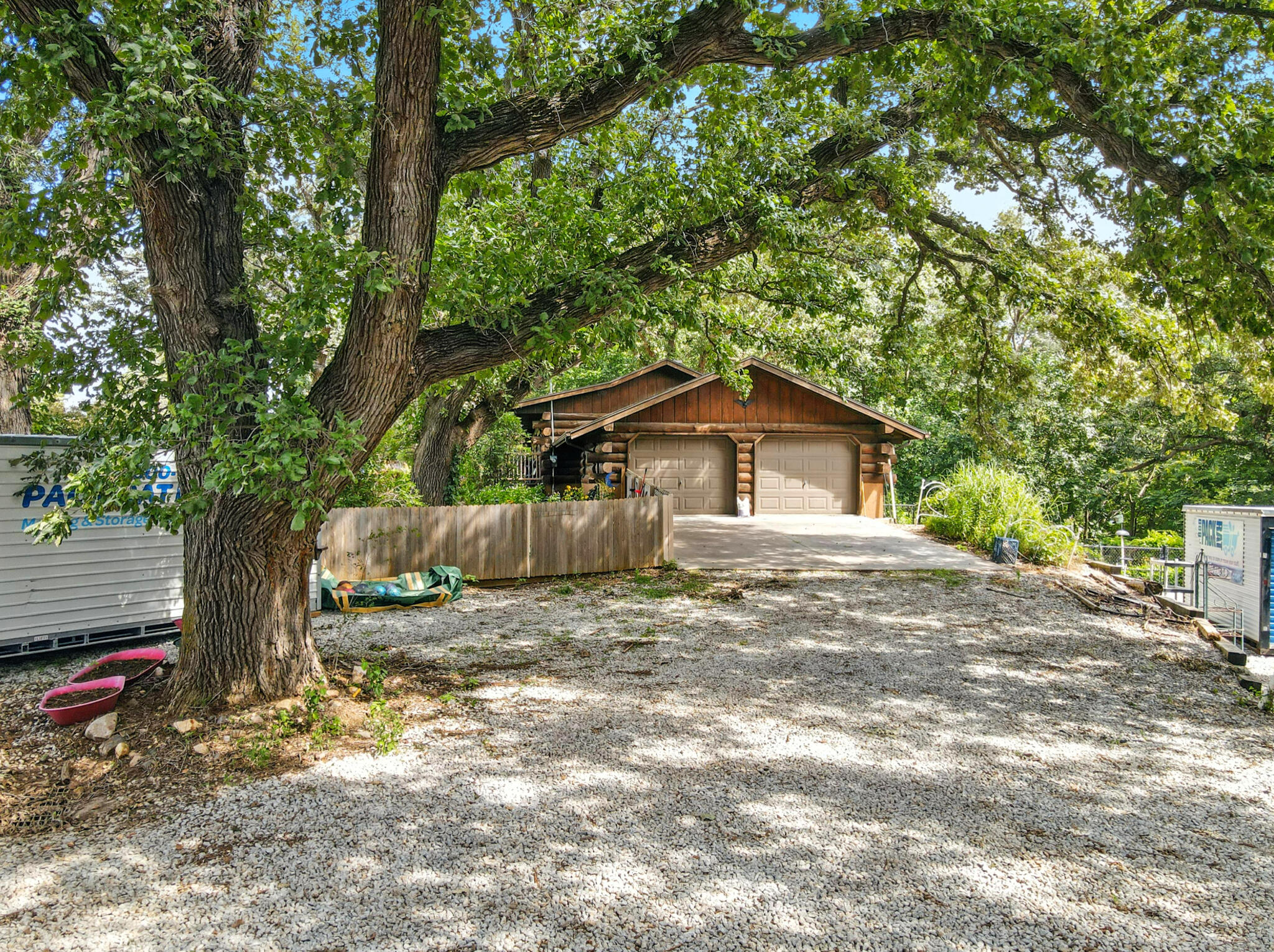 Council Bluffs, Iowa 51503, United States, 3 Bedrooms Bedrooms, ,3 BathroomsBathrooms,Residential,Pending,203248