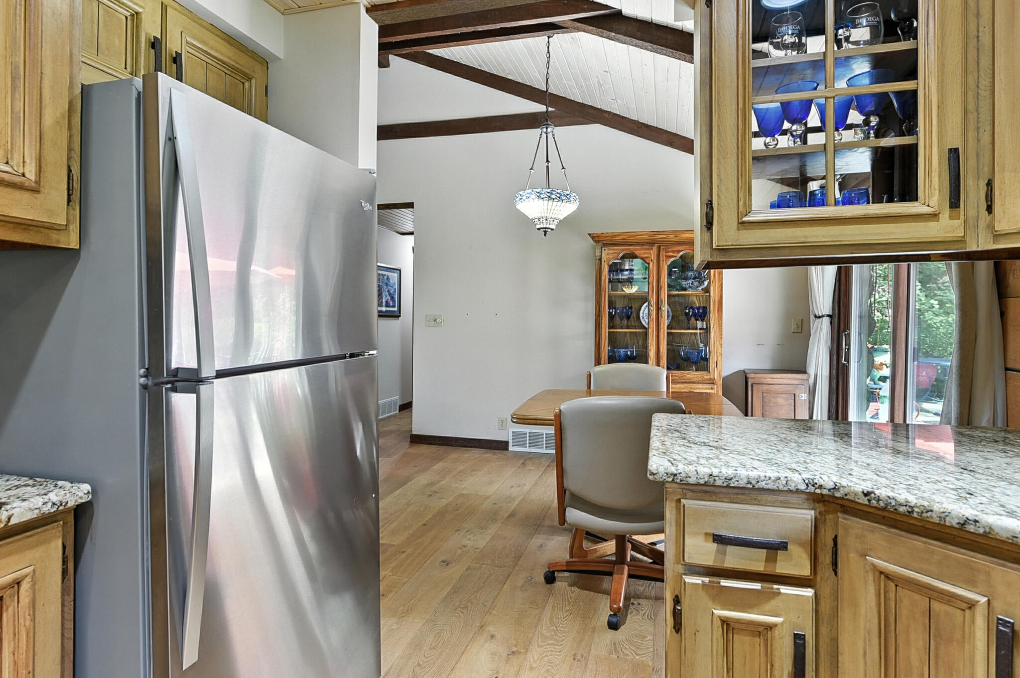 Council Bluffs, Iowa 51503, United States, 3 Bedrooms Bedrooms, ,3 BathroomsBathrooms,Residential,Pending,203248