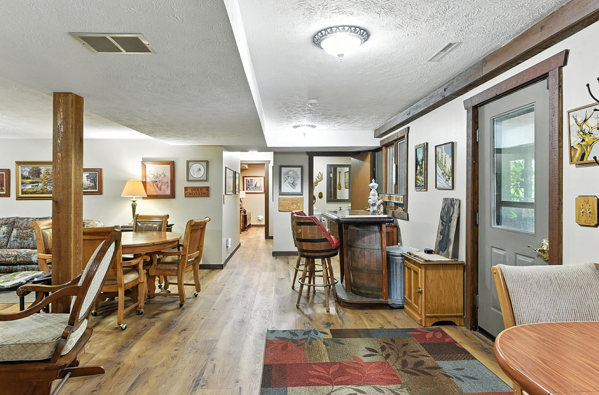 Council Bluffs, Iowa 51503, United States, 3 Bedrooms Bedrooms, ,3 BathroomsBathrooms,Residential,Pending,203248