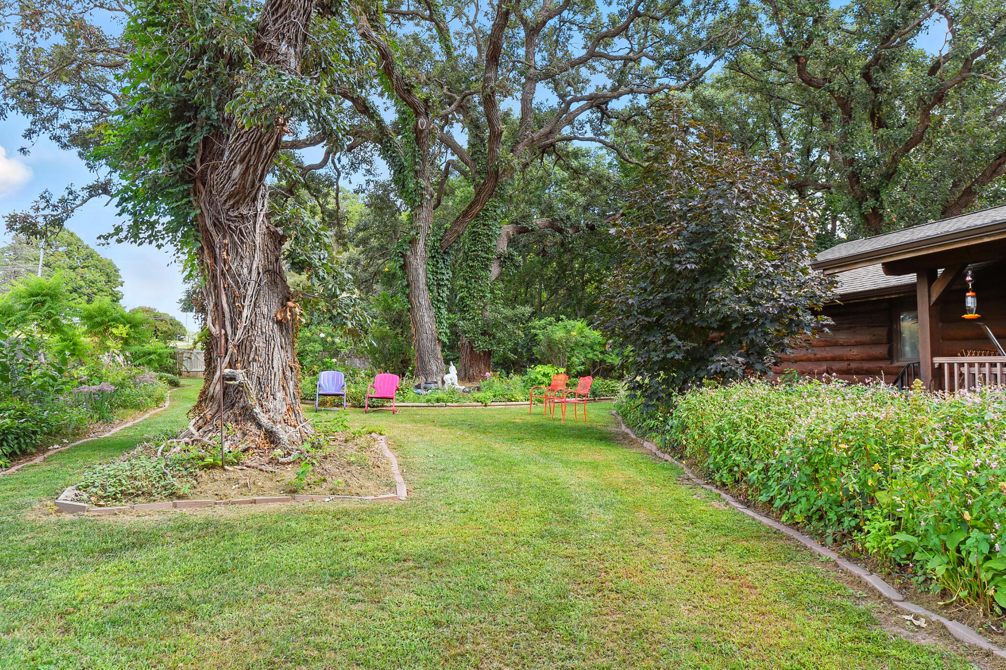 Council Bluffs, Iowa 51503, United States, 3 Bedrooms Bedrooms, ,3 BathroomsBathrooms,Residential,Pending,203248