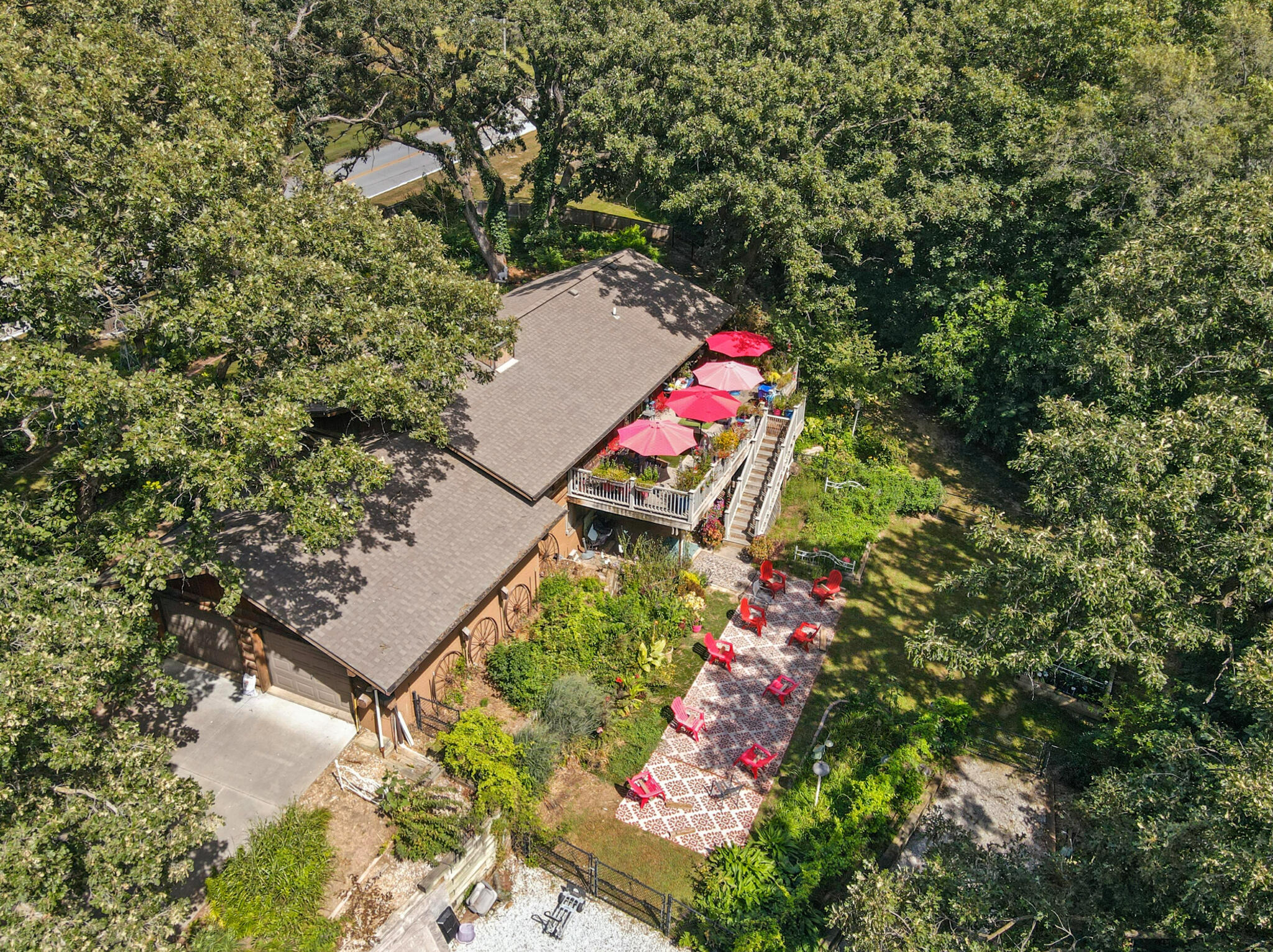 Council Bluffs, Iowa 51503, United States, 3 Bedrooms Bedrooms, ,3 BathroomsBathrooms,Residential,Pending,203248