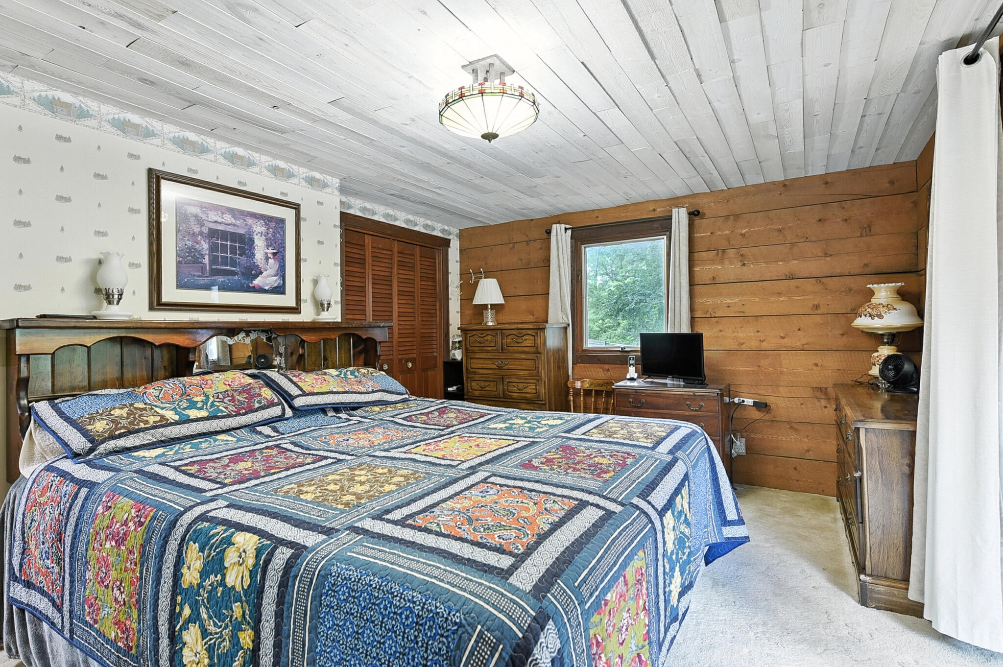 Council Bluffs, Iowa 51503, United States, 3 Bedrooms Bedrooms, ,3 BathroomsBathrooms,Residential,Pending,203248