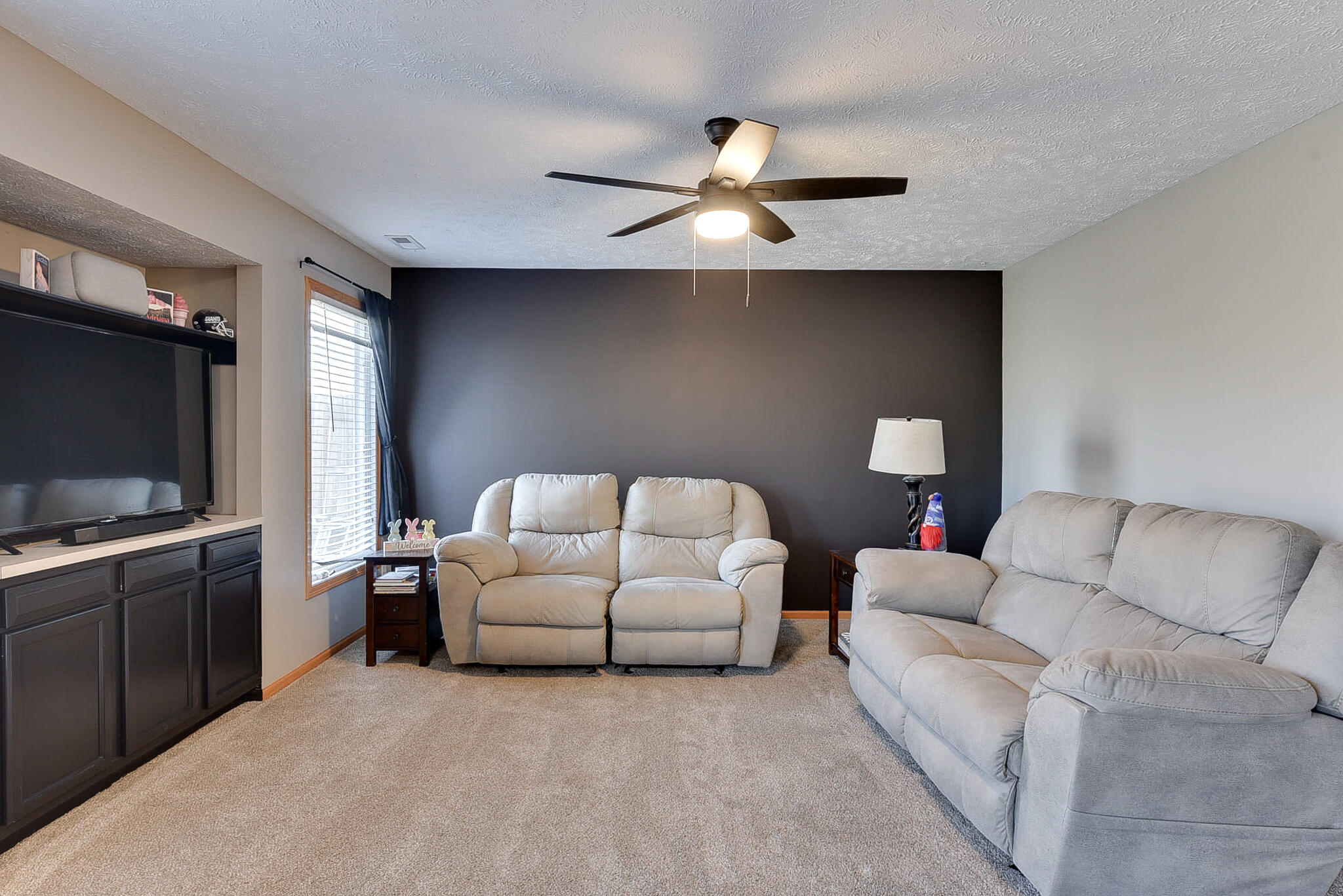 Council Bluffs, Iowa 51501, United States, 3 Bedrooms Bedrooms, ,3 BathroomsBathrooms,Residential,Active,97839