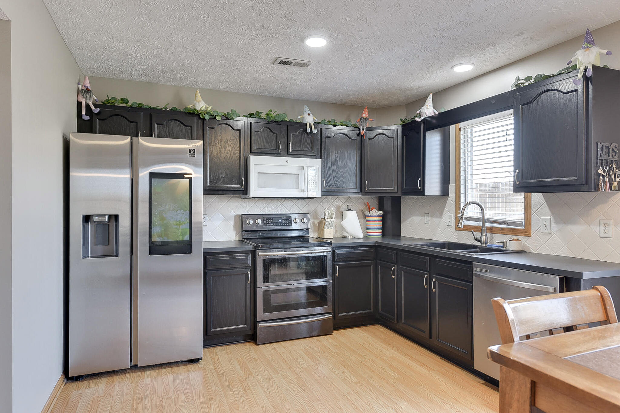 Council Bluffs, Iowa 51501, United States, 3 Bedrooms Bedrooms, ,3 BathroomsBathrooms,Residential,Active,97839