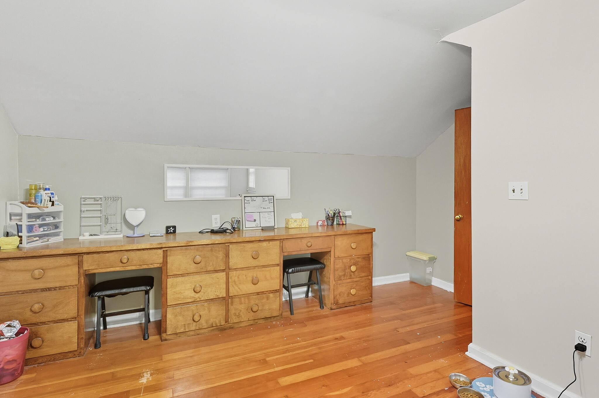 Council Bluffs, Iowa 51501, United States, 2 Bedrooms Bedrooms, ,1 BathroomBathrooms,Residential,Contingent,212733