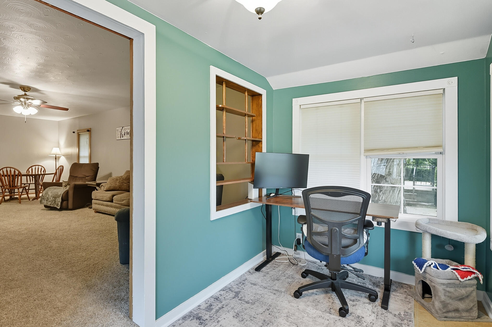 Council Bluffs, Iowa 51501, United States, 2 Bedrooms Bedrooms, ,1 BathroomBathrooms,Residential,Contingent,212733