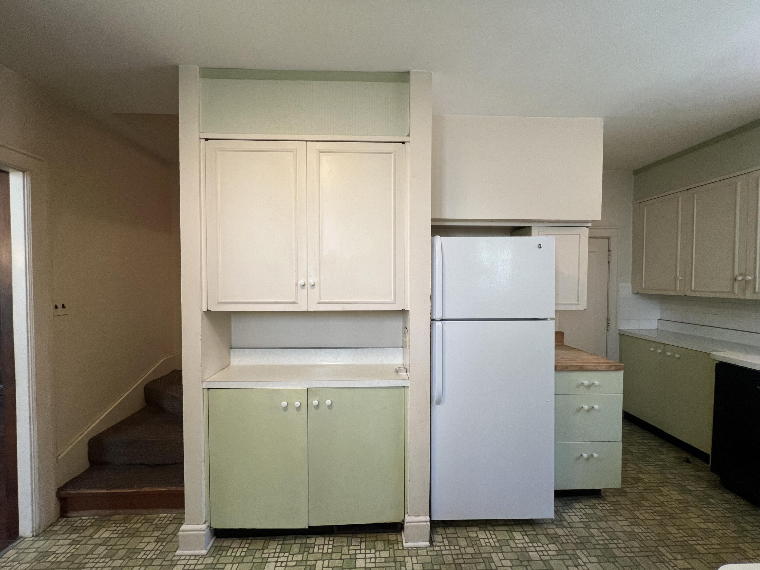 Council Bluffs, Iowa 51503, United States, 5 Bedrooms Bedrooms, ,2 BathroomsBathrooms,Residential,Pending,136428