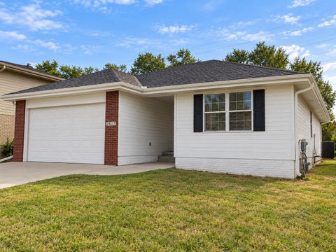 Photo of 2617 PAVICH Drive, COUNCIL BLUFFS, IA 51501 (MLS # 26-2163)