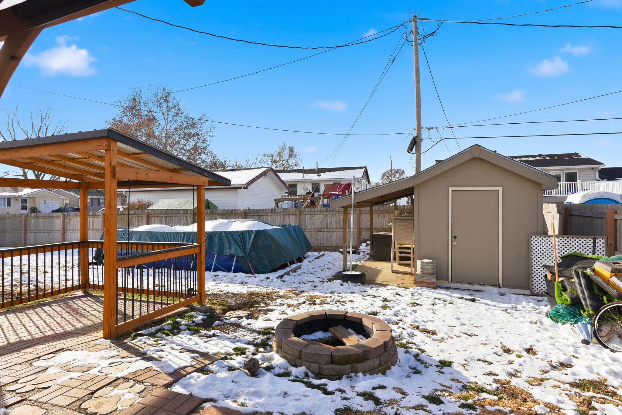 Council Bluffs, Iowa 51503, United States, 4 Bedrooms Bedrooms, ,2 BathroomsBathrooms,Residential,Contingent,253692