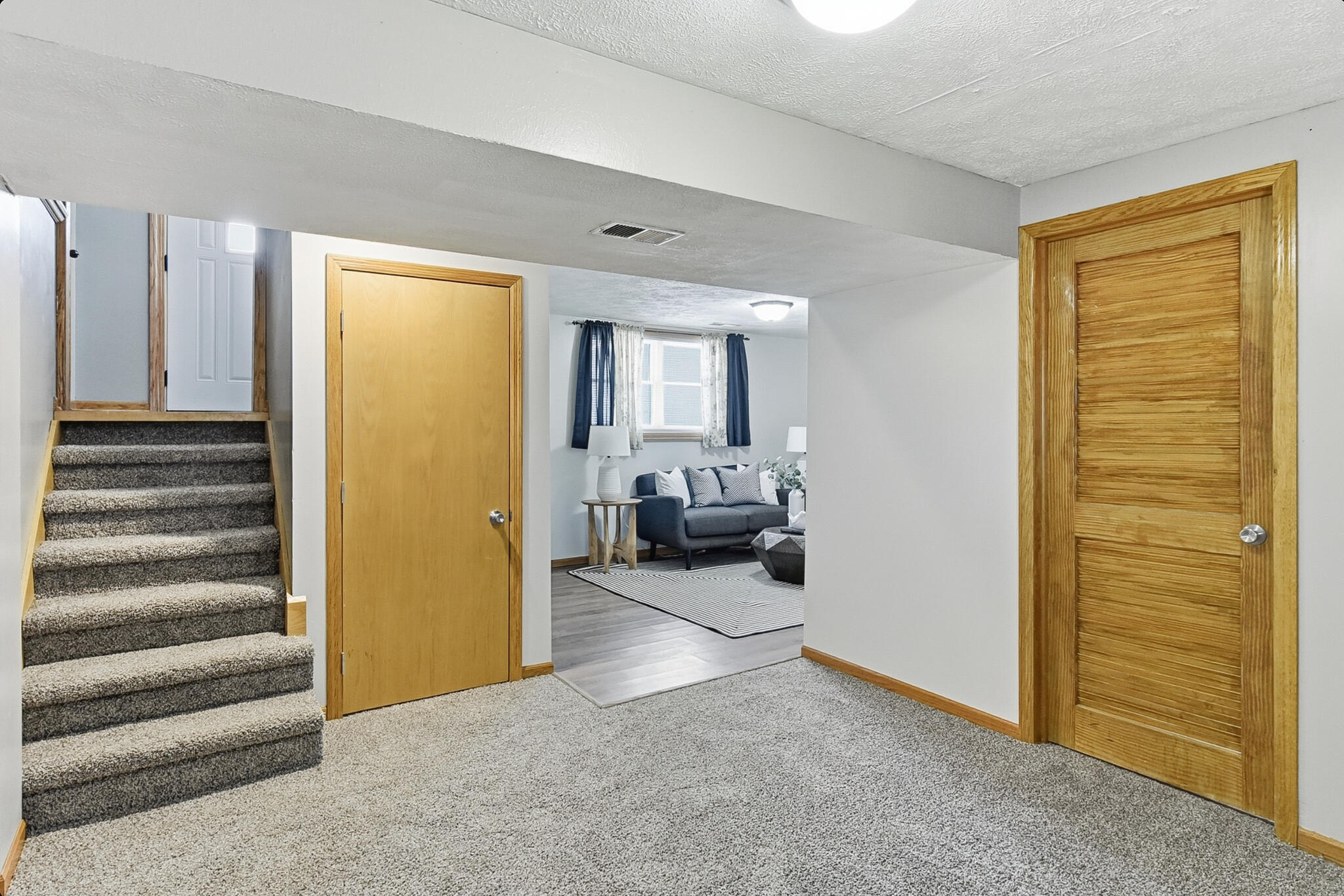 Council Bluffs, Iowa 51503, United States, 4 Bedrooms Bedrooms, ,2 BathroomsBathrooms,Residential,Contingent,253692