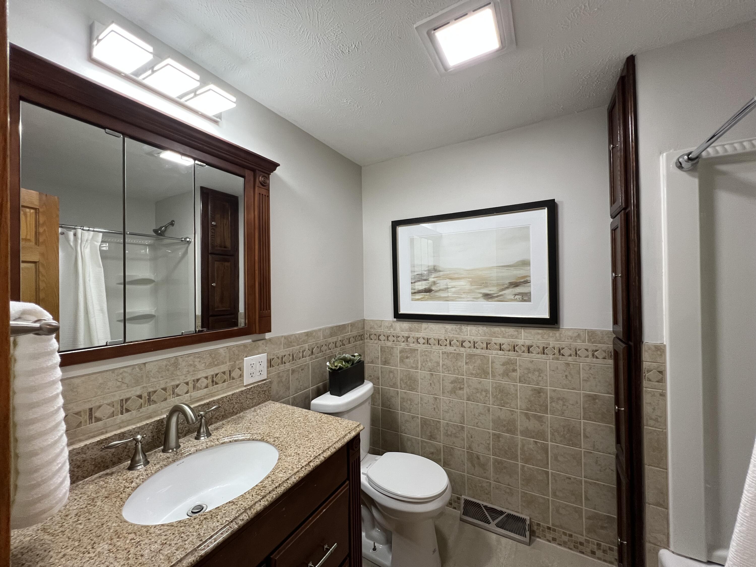 Council Bluffs, Iowa 51503, United States, 3 Bedrooms Bedrooms, ,3 BathroomsBathrooms,Residential,Active,241461