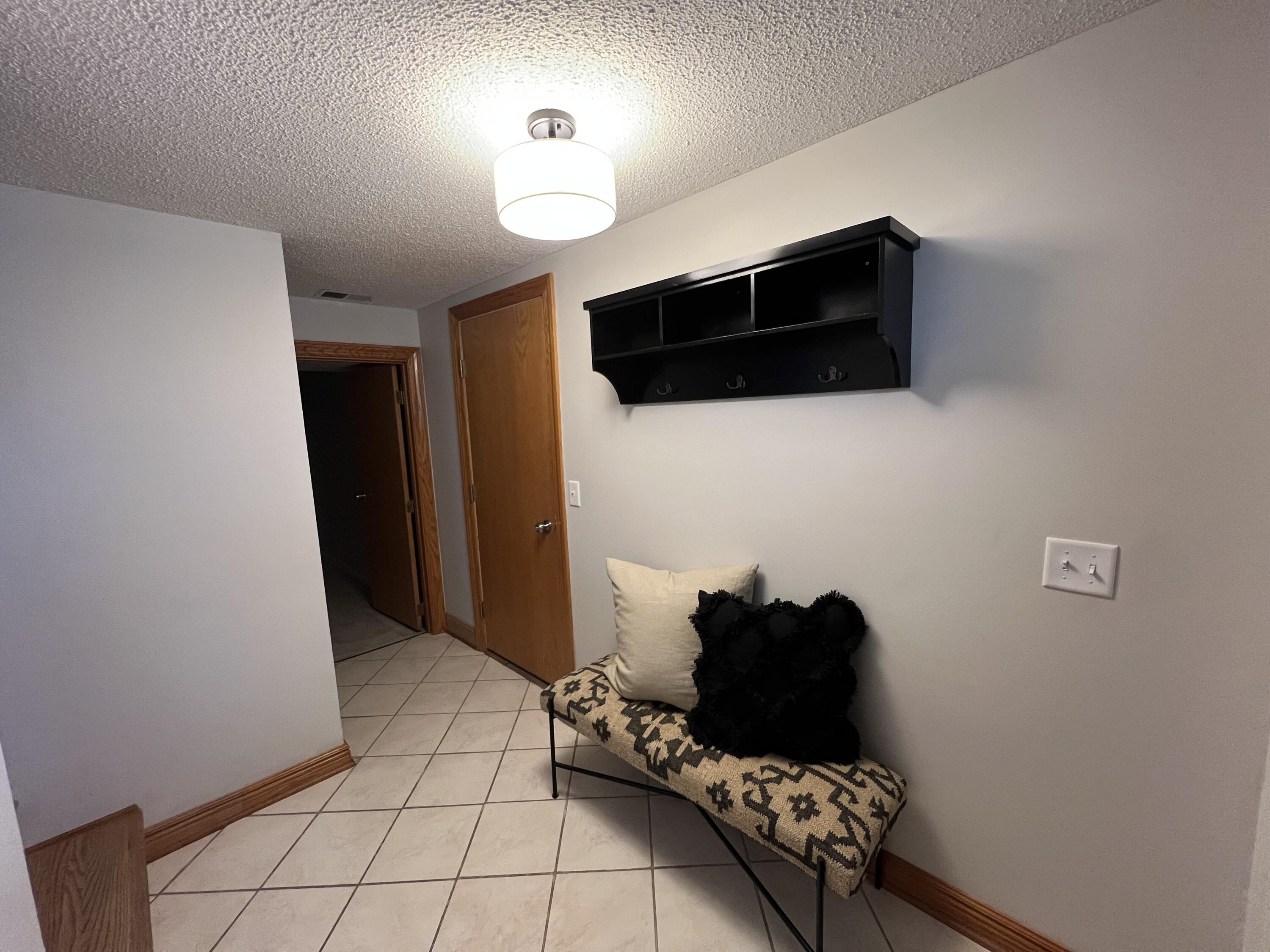 Council Bluffs, Iowa 51503, United States, 3 Bedrooms Bedrooms, ,3 BathroomsBathrooms,Residential,Active,241461