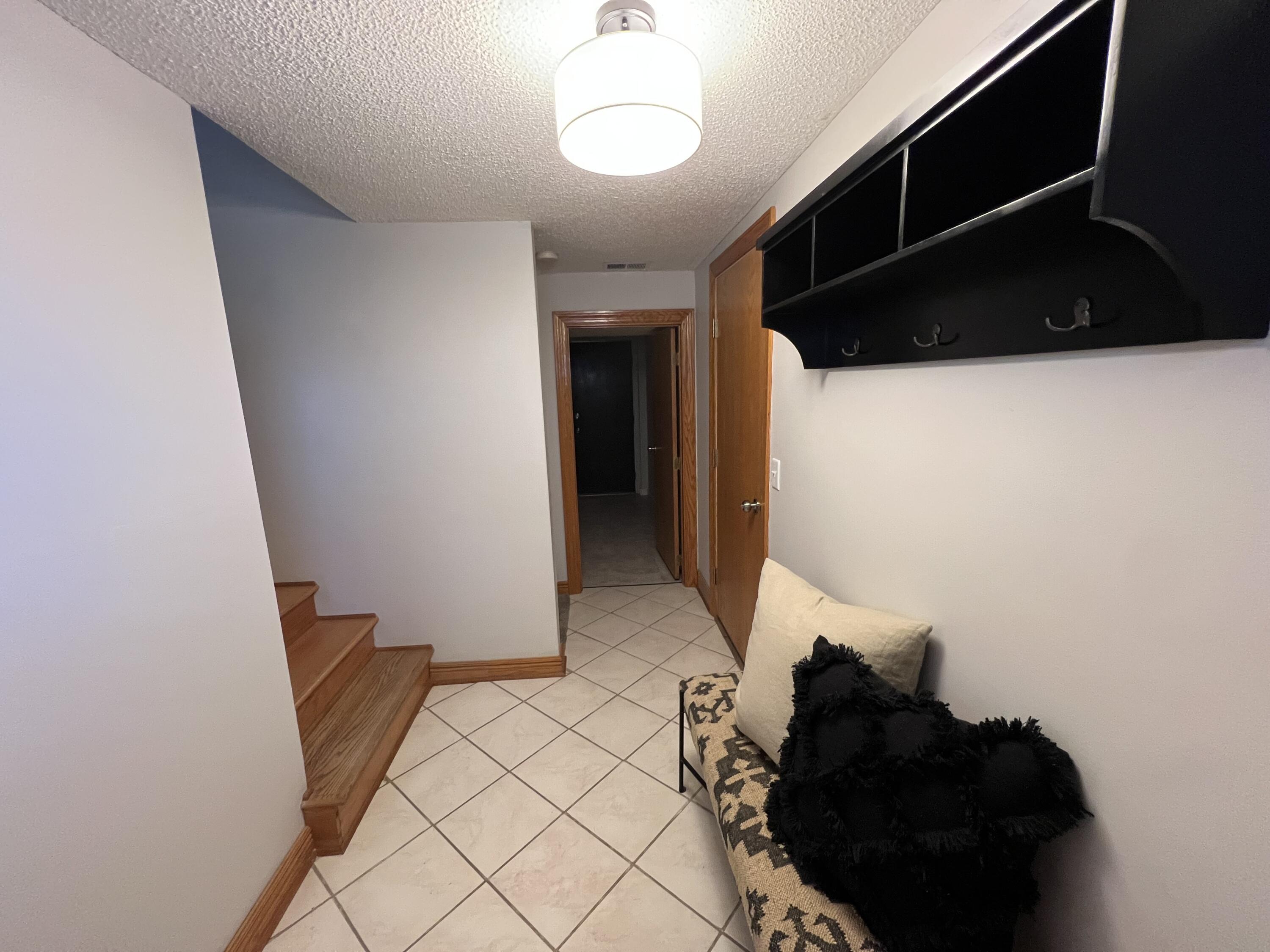 Council Bluffs, Iowa 51503, United States, 3 Bedrooms Bedrooms, ,3 BathroomsBathrooms,Residential,Active,241461