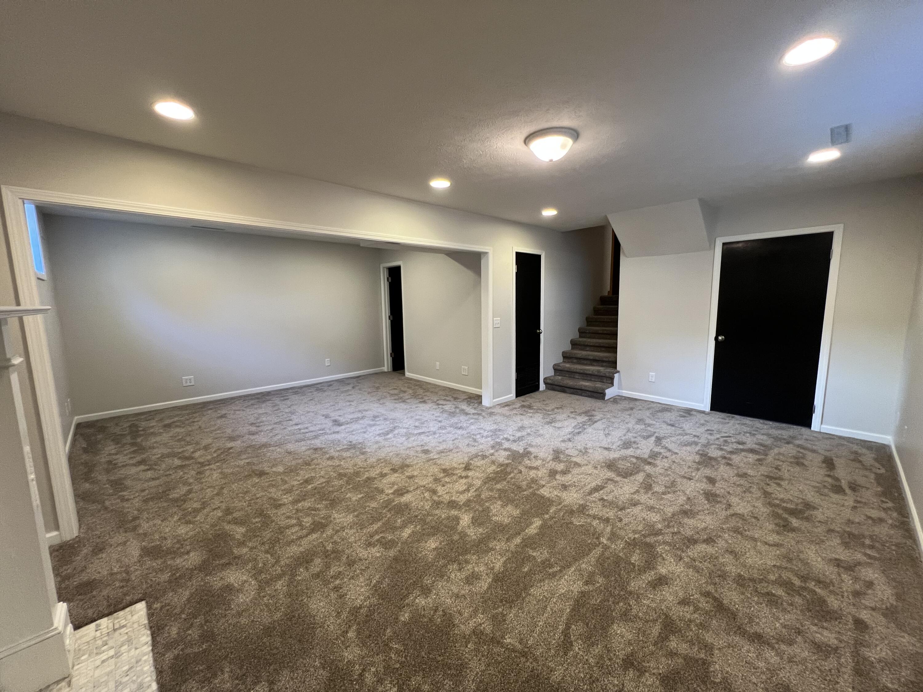 Council Bluffs, Iowa 51503, United States, 3 Bedrooms Bedrooms, ,3 BathroomsBathrooms,Residential,Active,241461