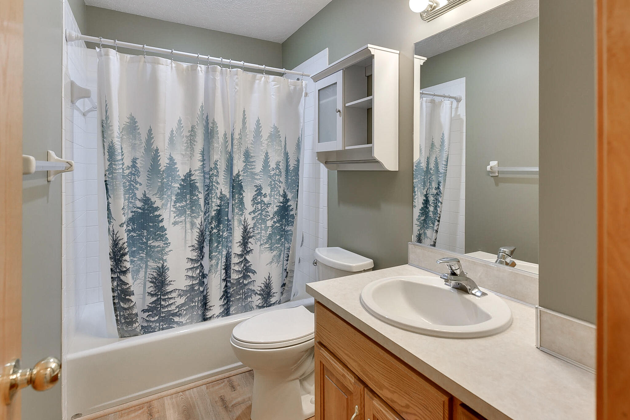 Council Bluffs, Iowa 51503, United States, 3 Bedrooms Bedrooms, ,2 BathroomsBathrooms,Residential,Pending,81864