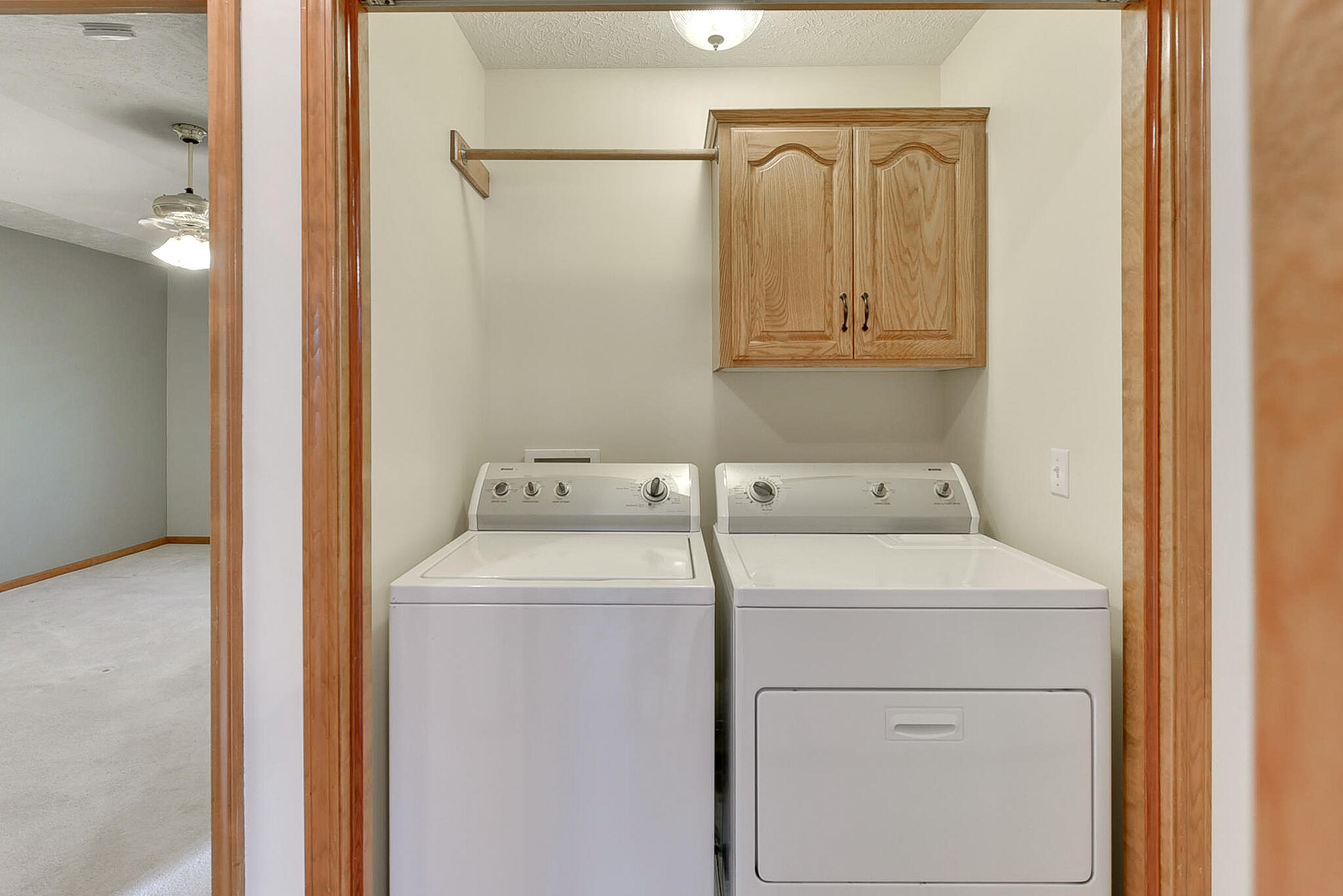 Council Bluffs, Iowa 51503, United States, 3 Bedrooms Bedrooms, ,2 BathroomsBathrooms,Residential,Pending,81864