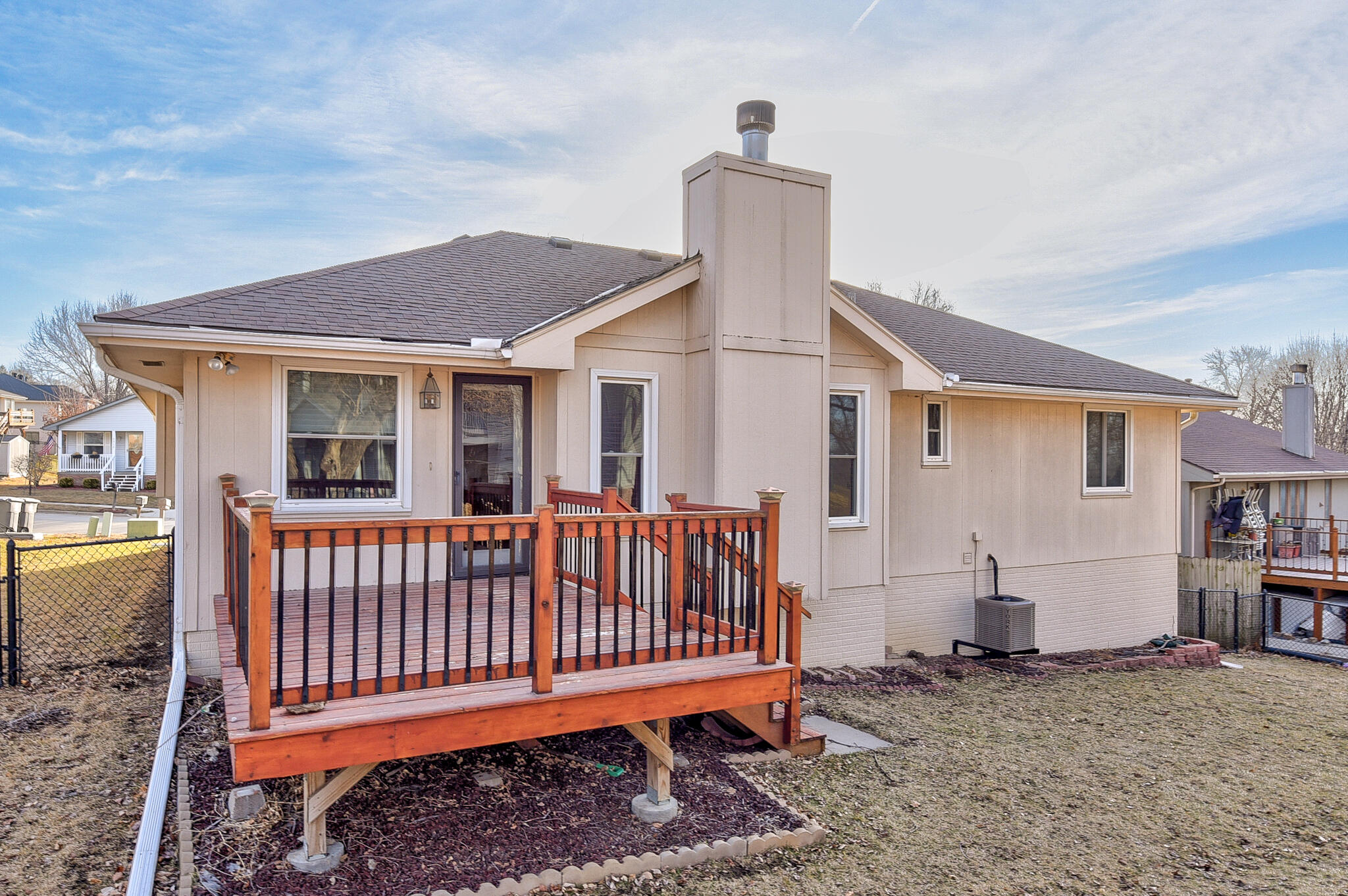 Council Bluffs, Iowa 51503, United States, 3 Bedrooms Bedrooms, ,2 BathroomsBathrooms,Residential,Pending,81864