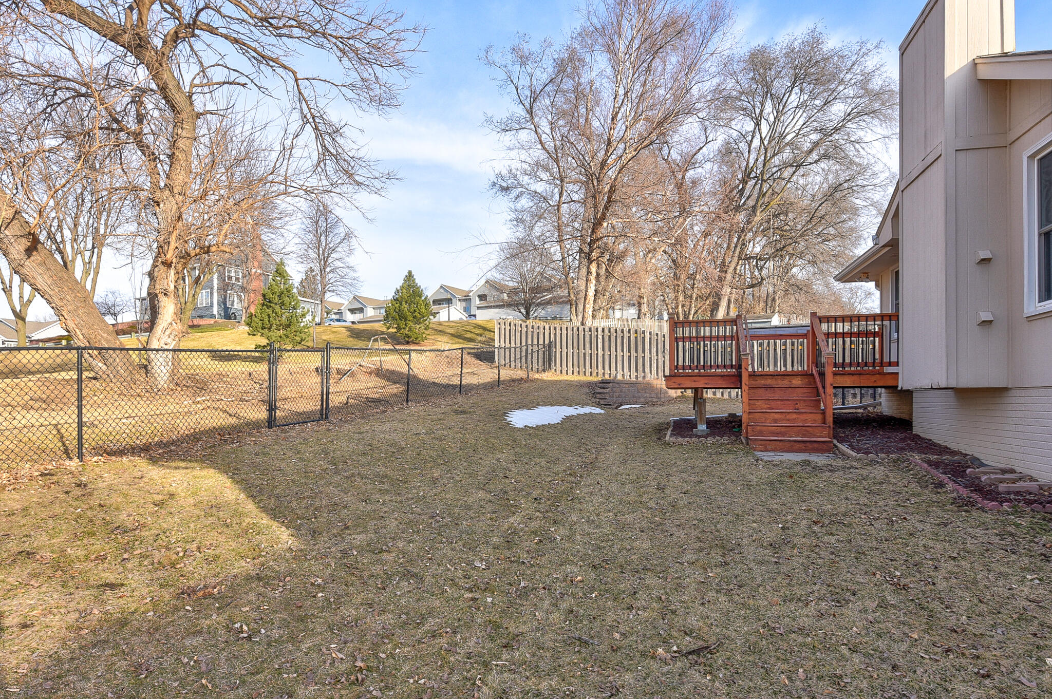 Council Bluffs, Iowa 51503, United States, 3 Bedrooms Bedrooms, ,2 BathroomsBathrooms,Residential,Pending,81864