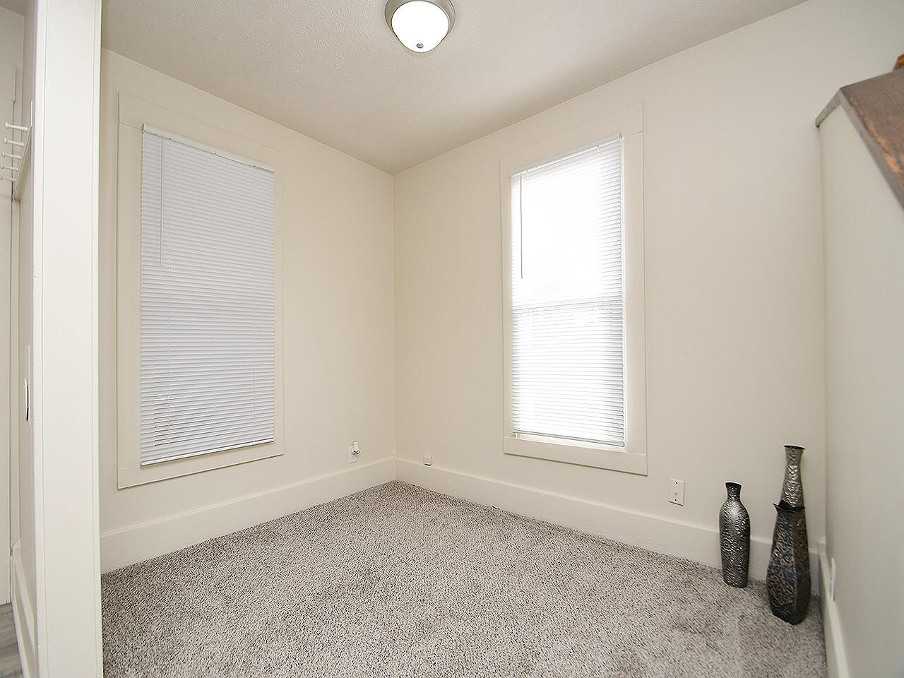 Carter Lake, Iowa 51510, United States, 2 Bedrooms Bedrooms, ,2 BathroomsBathrooms,Residential,Active,223008