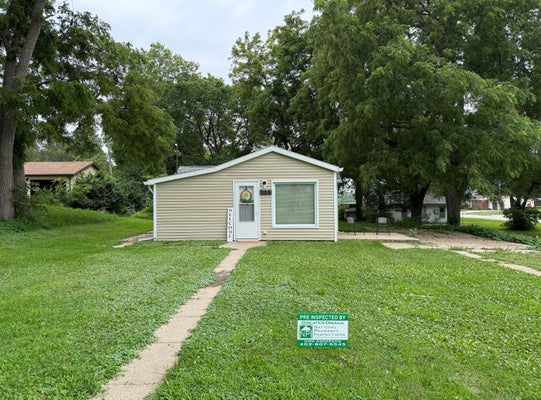 306 FILMORE ST, SIDNEY, IA 51652 - Image fb2c94a2dc0a89c4e0a2866a6854671a/1907866146