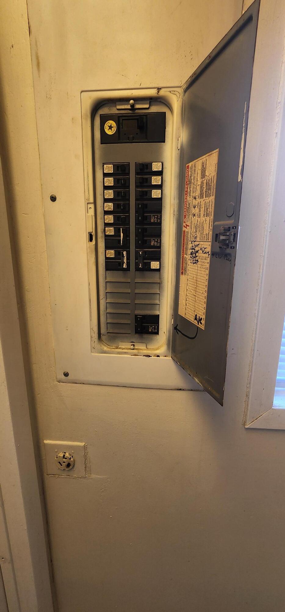 Carter Lake, Iowa 51510, United States, 3 Bedrooms Bedrooms, ,1 BathroomBathrooms,Residential,Active,97001