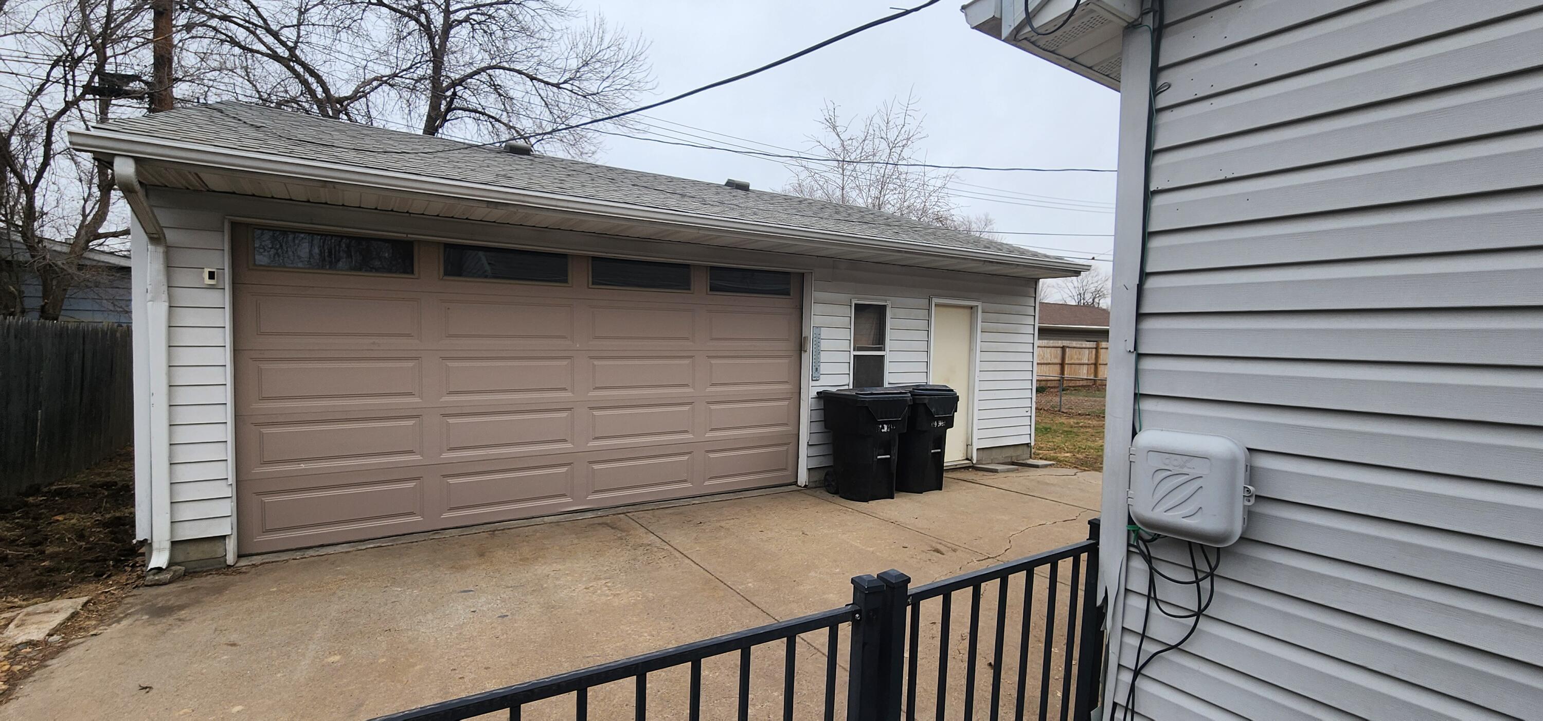 Carter Lake, Iowa 51510, United States, 3 Bedrooms Bedrooms, ,1 BathroomBathrooms,Residential,Active,97001