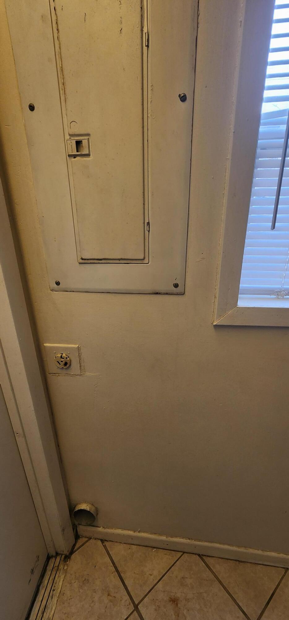 Carter Lake, Iowa 51510, United States, 3 Bedrooms Bedrooms, ,1 BathroomBathrooms,Residential,Active,97001