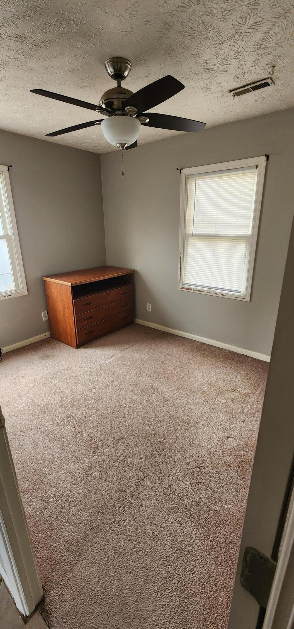 Carter Lake, Iowa 51510, United States, 3 Bedrooms Bedrooms, ,1 BathroomBathrooms,Residential,Active,97001