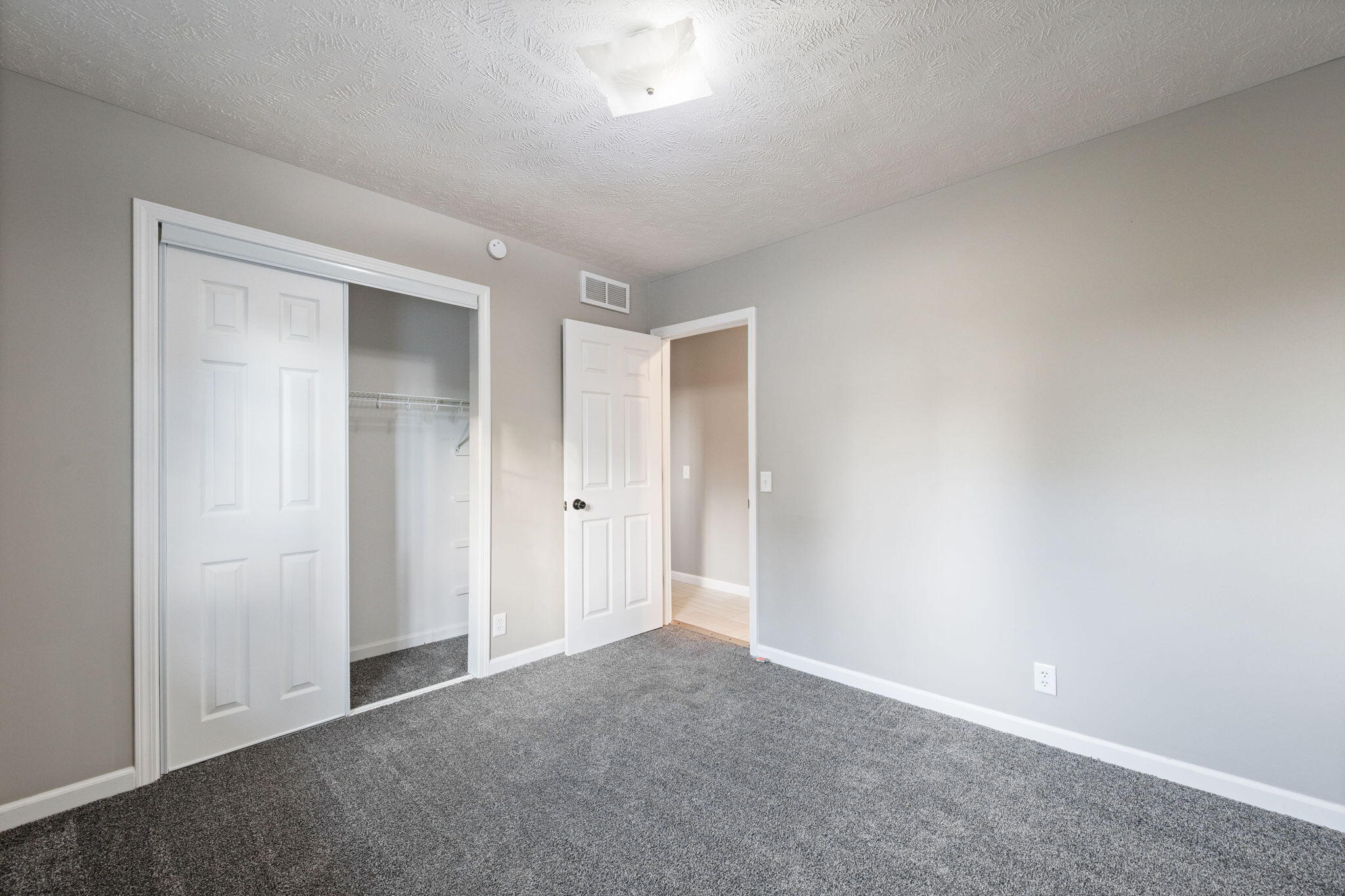 Council Bluffs, Iowa 51503, United States, 4 Bedrooms Bedrooms, ,3 BathroomsBathrooms,Residential,Active,243365