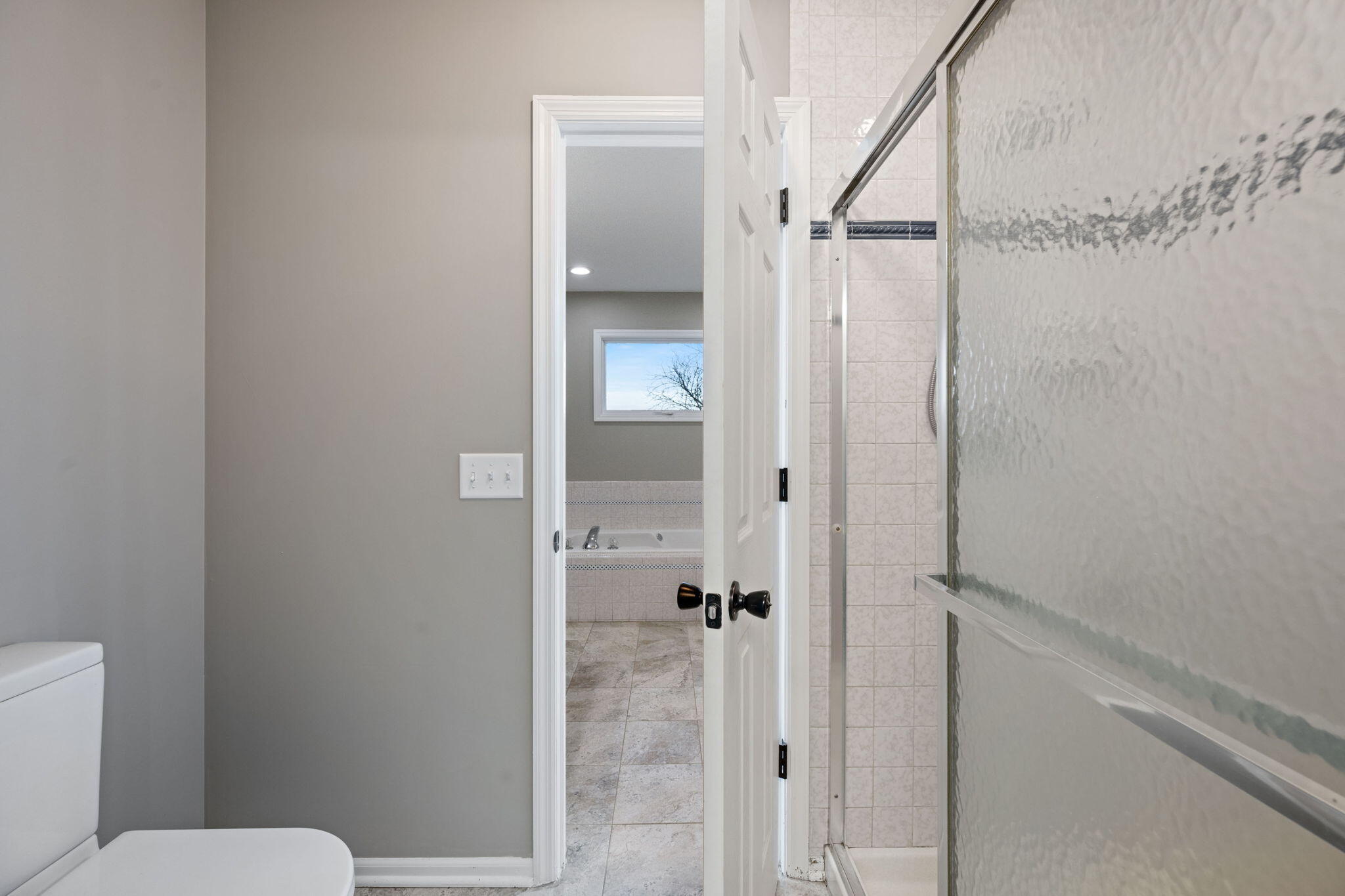 Council Bluffs, Iowa 51503, United States, 4 Bedrooms Bedrooms, ,3 BathroomsBathrooms,Residential,Active,243365