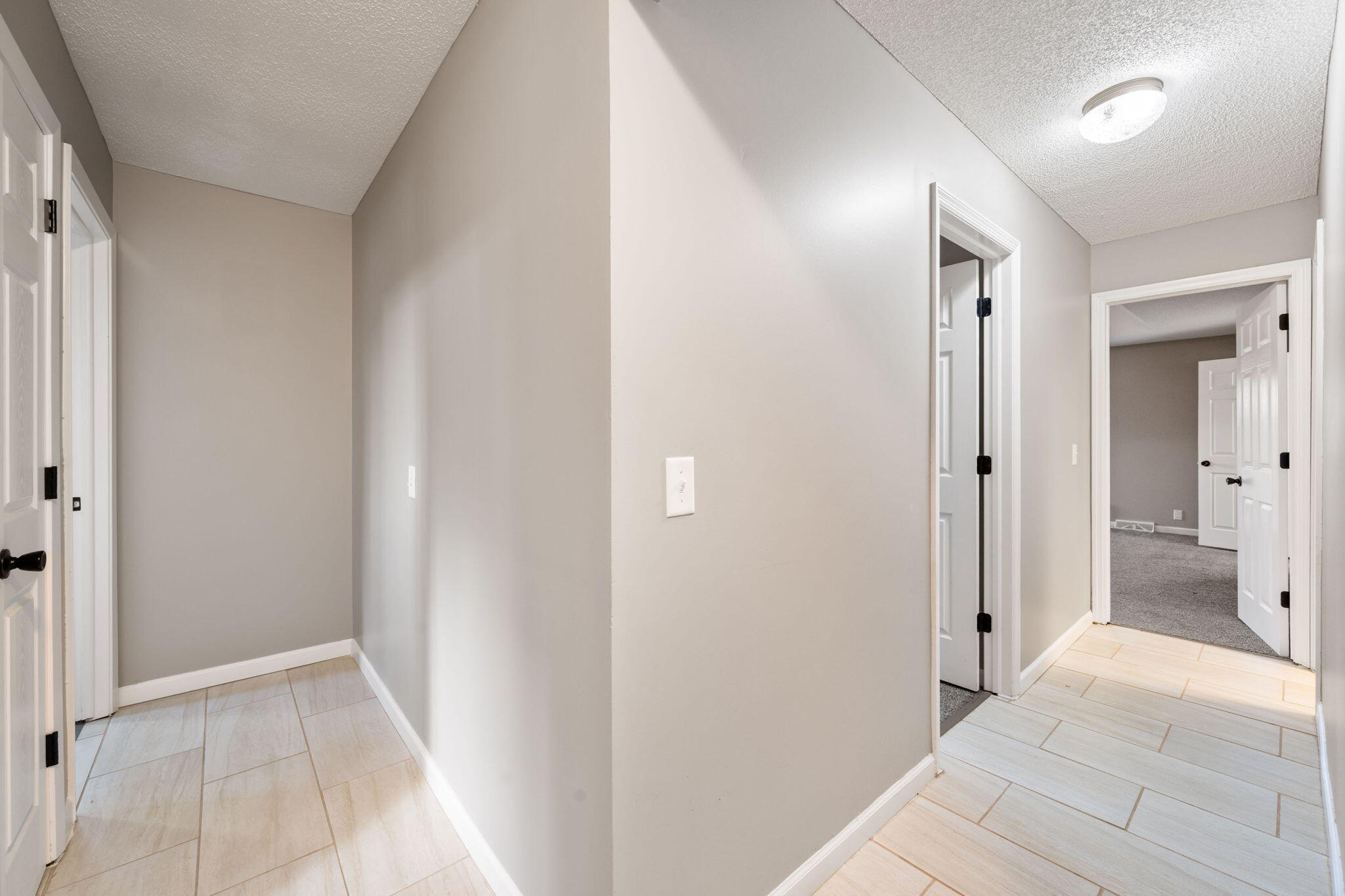 Council Bluffs, Iowa 51503, United States, 4 Bedrooms Bedrooms, ,3 BathroomsBathrooms,Residential,Active,243365