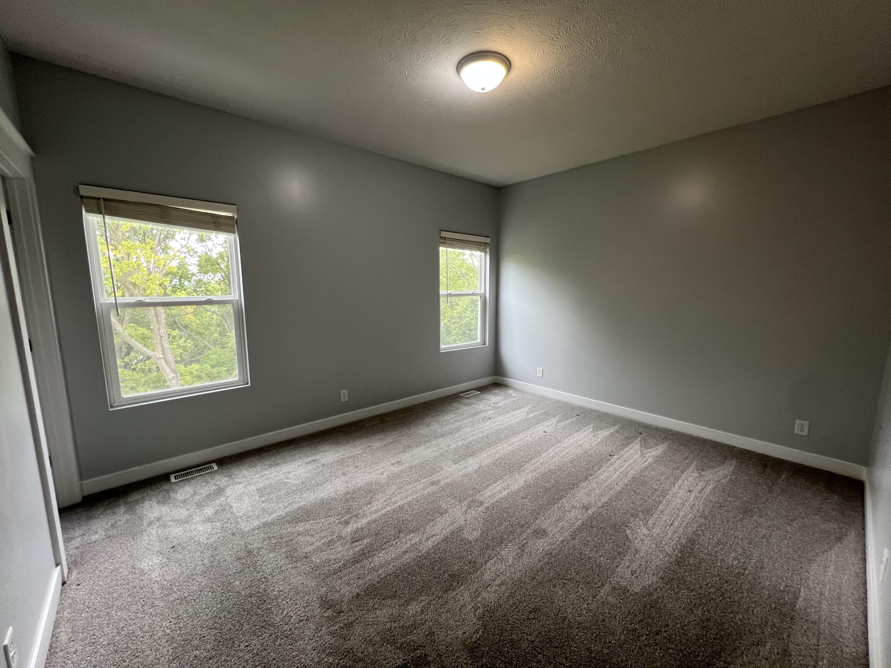 Council Bluffs, Iowa 51503, United States, 3 Bedrooms Bedrooms, ,1 BathroomBathrooms,Residential,Active,208911