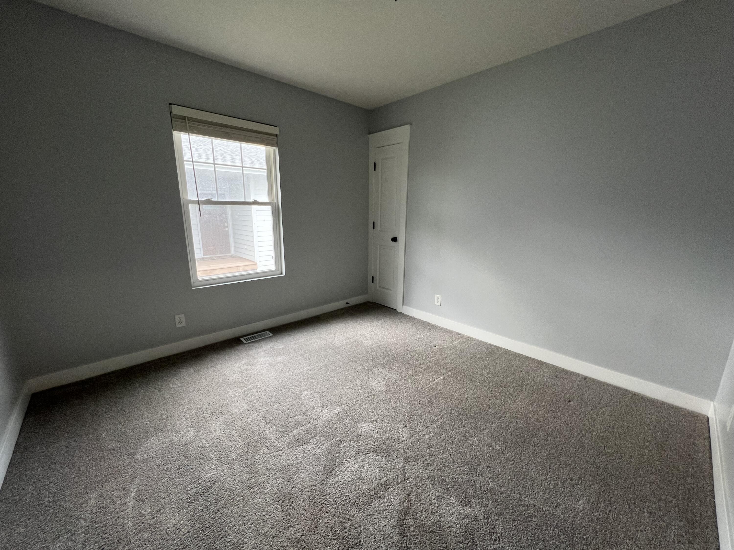 Council Bluffs, Iowa 51503, United States, 3 Bedrooms Bedrooms, ,1 BathroomBathrooms,Residential,Active,208911