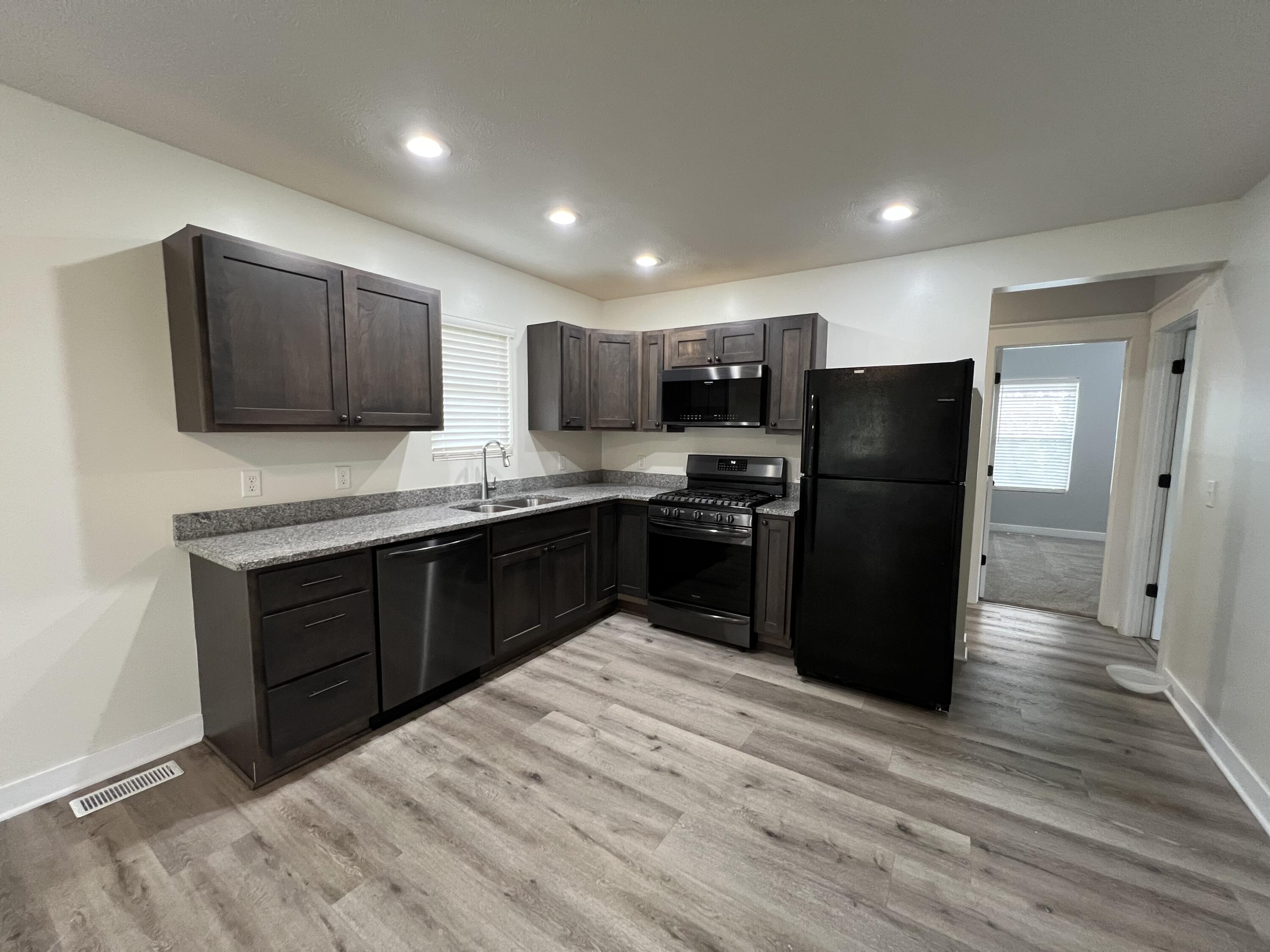 Council Bluffs, Iowa 51503, United States, 3 Bedrooms Bedrooms, ,1 BathroomBathrooms,Residential,Active,208911