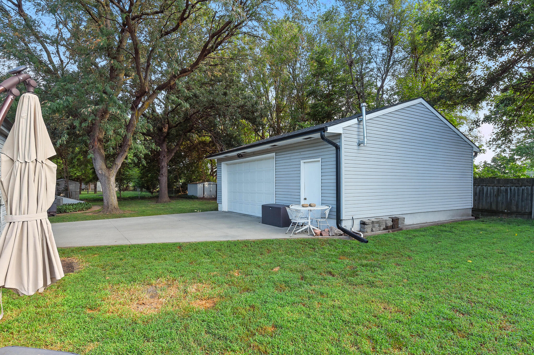 Council Bluffs, Iowa 51501, United States, 3 Bedrooms Bedrooms, ,1 BathroomBathrooms,Residential,Contingent,198346