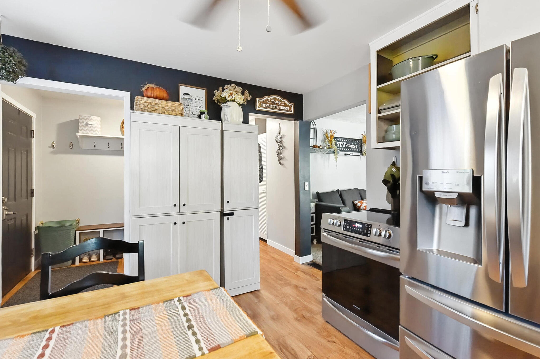 Council Bluffs, Iowa 51501, United States, 3 Bedrooms Bedrooms, ,1 BathroomBathrooms,Residential,Contingent,198346