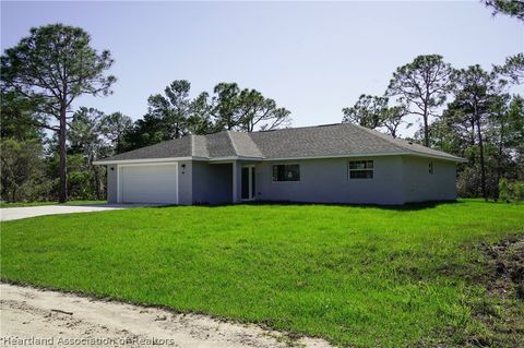 Single Family Residence in Sebring FL 837 Hanover Avenue.jpg
