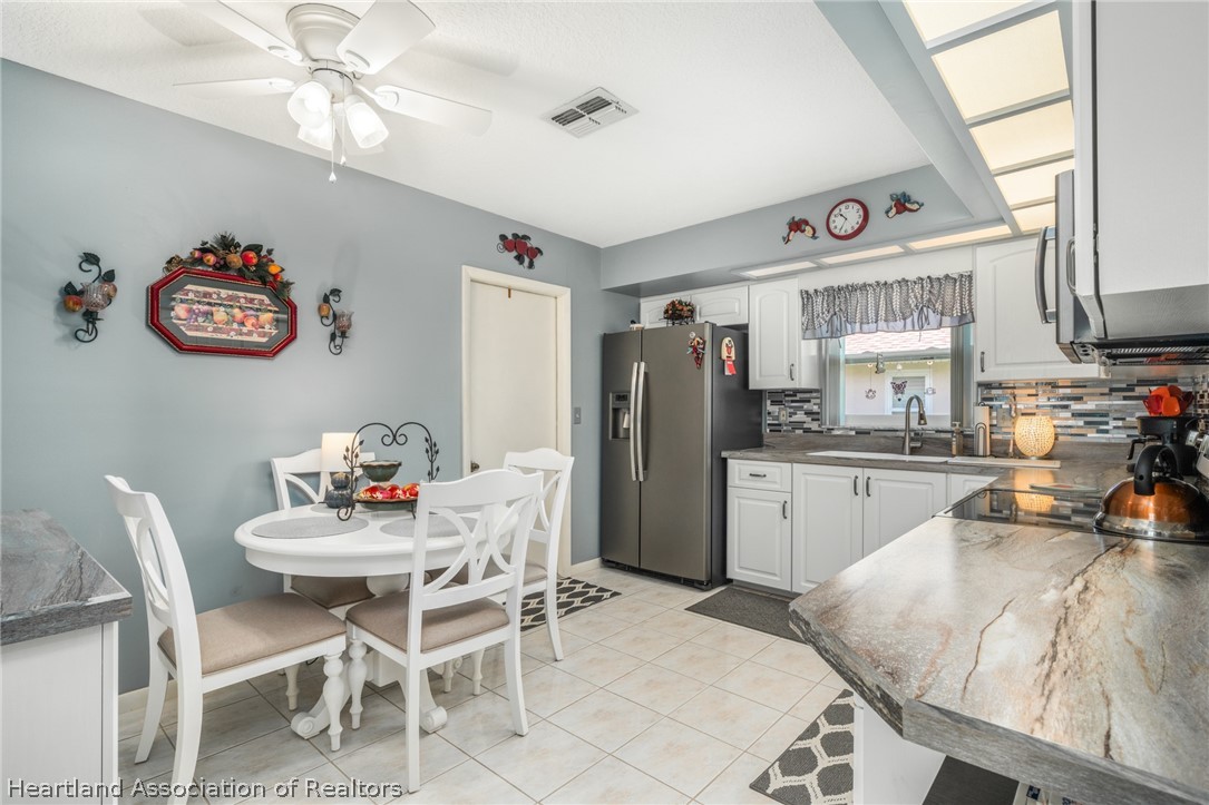 Sebring, Florida 33872, United States, 2 Bedrooms Bedrooms, ,2 BathroomsBathrooms,Residential,Active,53210