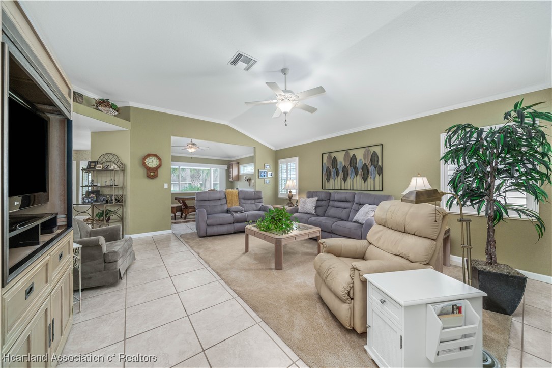 Avon Park, Florida 33825, United States, 3 Bedrooms Bedrooms, ,2 BathroomsBathrooms,Residential,Contingent,23867