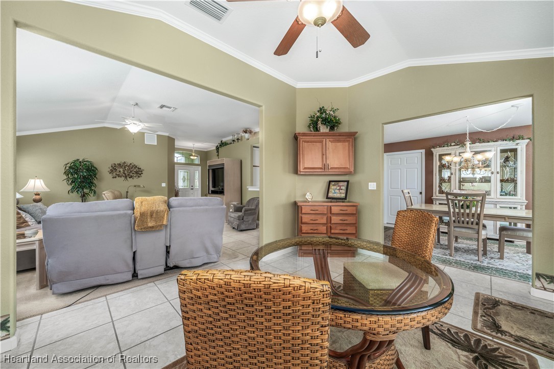 Avon Park, Florida 33825, United States, 3 Bedrooms Bedrooms, ,2 BathroomsBathrooms,Residential,Contingent,23867