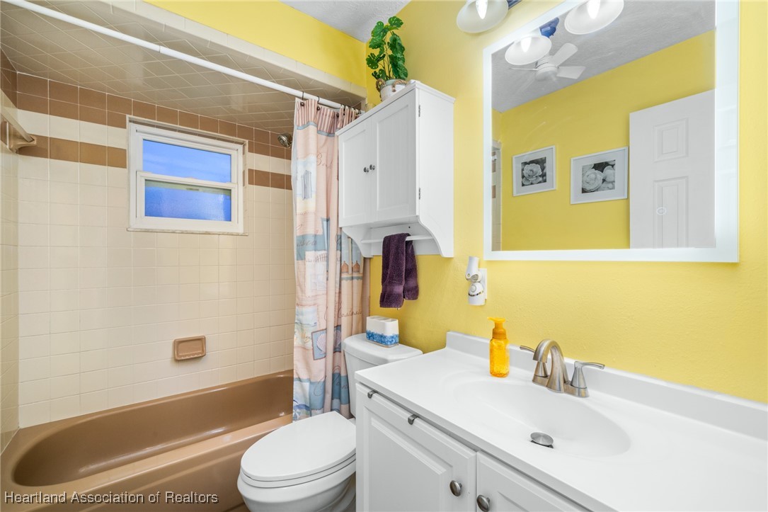 Lake Placid, Florida 33852, United States, 3 Bedrooms Bedrooms, ,2 BathroomsBathrooms,Residential,Active,39157