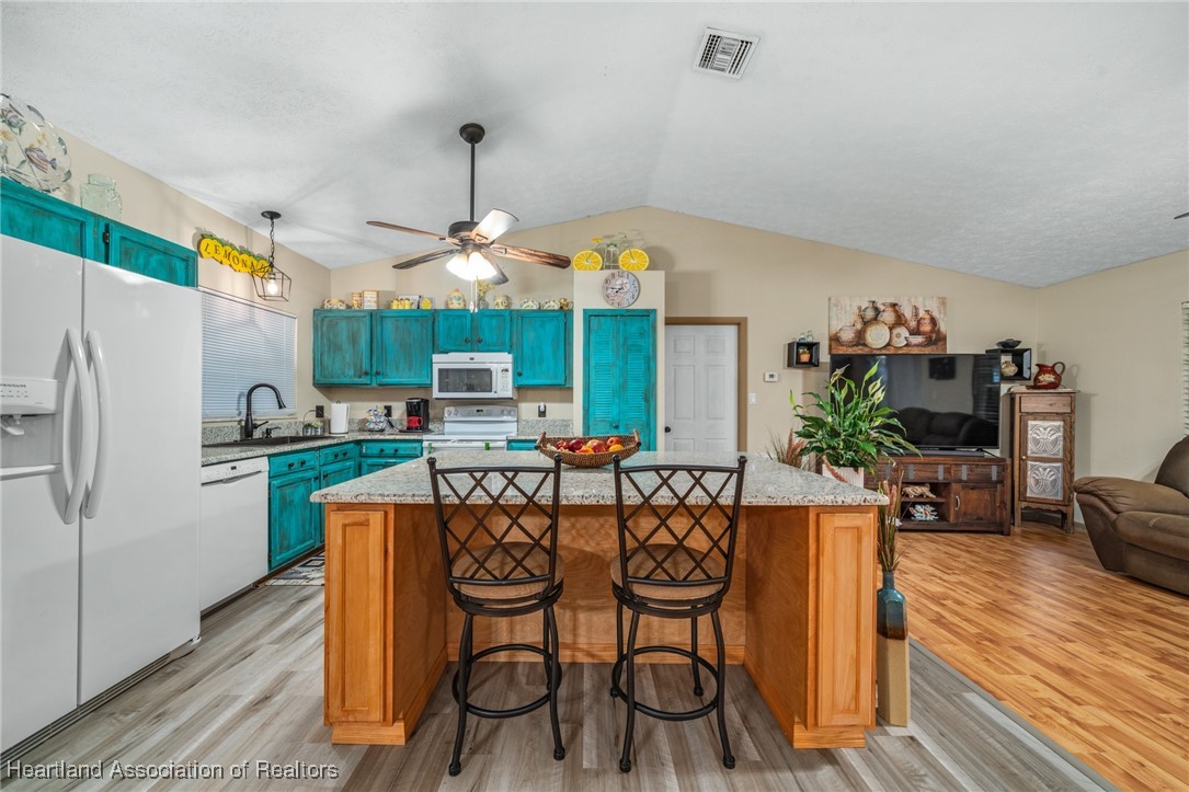 Lake Placid, Florida 33852, United States, 3 Bedrooms Bedrooms, ,2 BathroomsBathrooms,Residential,Active,39157