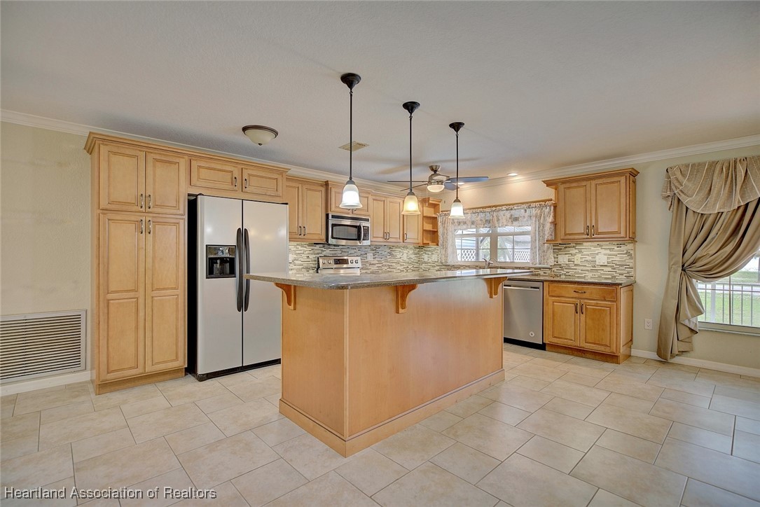 Sebring, Florida 33875, United States, 4 Bedrooms Bedrooms, ,3 BathroomsBathrooms,Residential,Active,20441