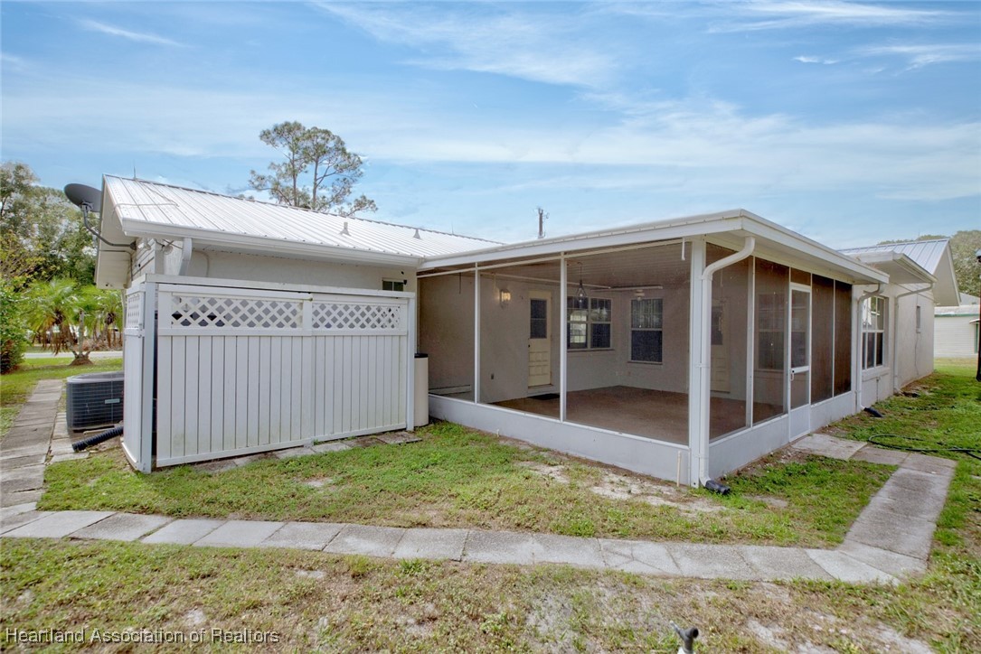 Sebring, Florida 33875, United States, 4 Bedrooms Bedrooms, ,3 BathroomsBathrooms,Residential,Active,20441