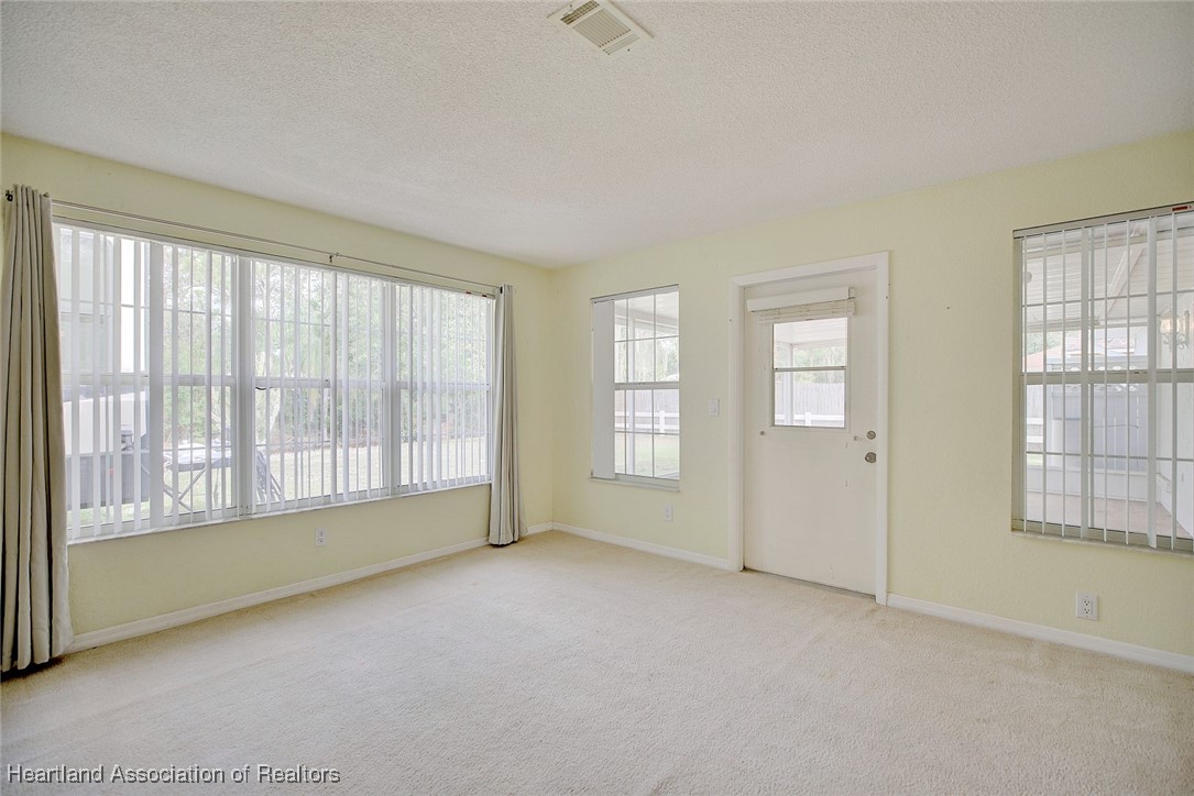 Sebring, Florida 33875, United States, 4 Bedrooms Bedrooms, ,3 BathroomsBathrooms,Residential,Active,20441